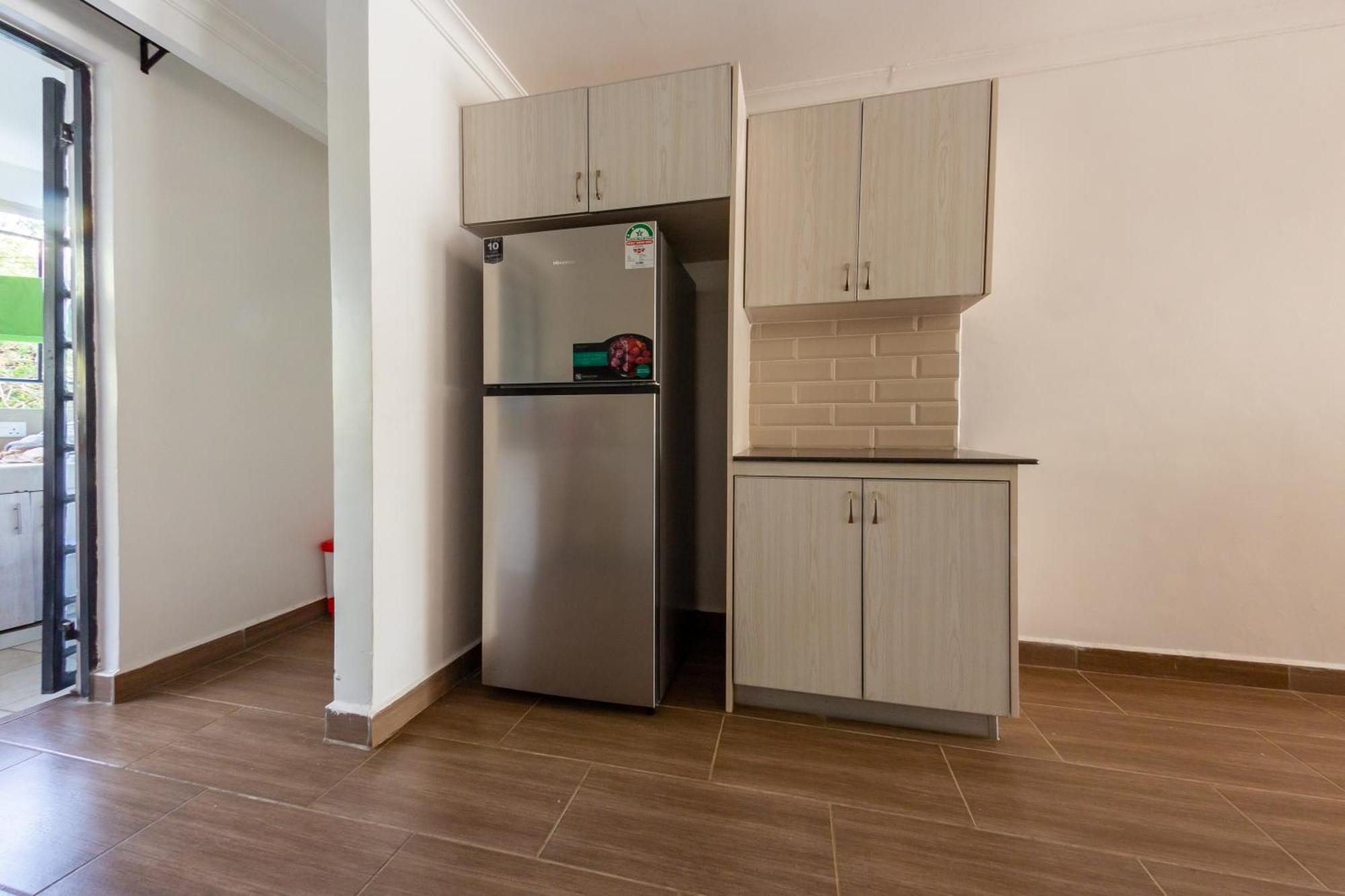 Erica Residences - Riverside Найроби Экстерьер фото