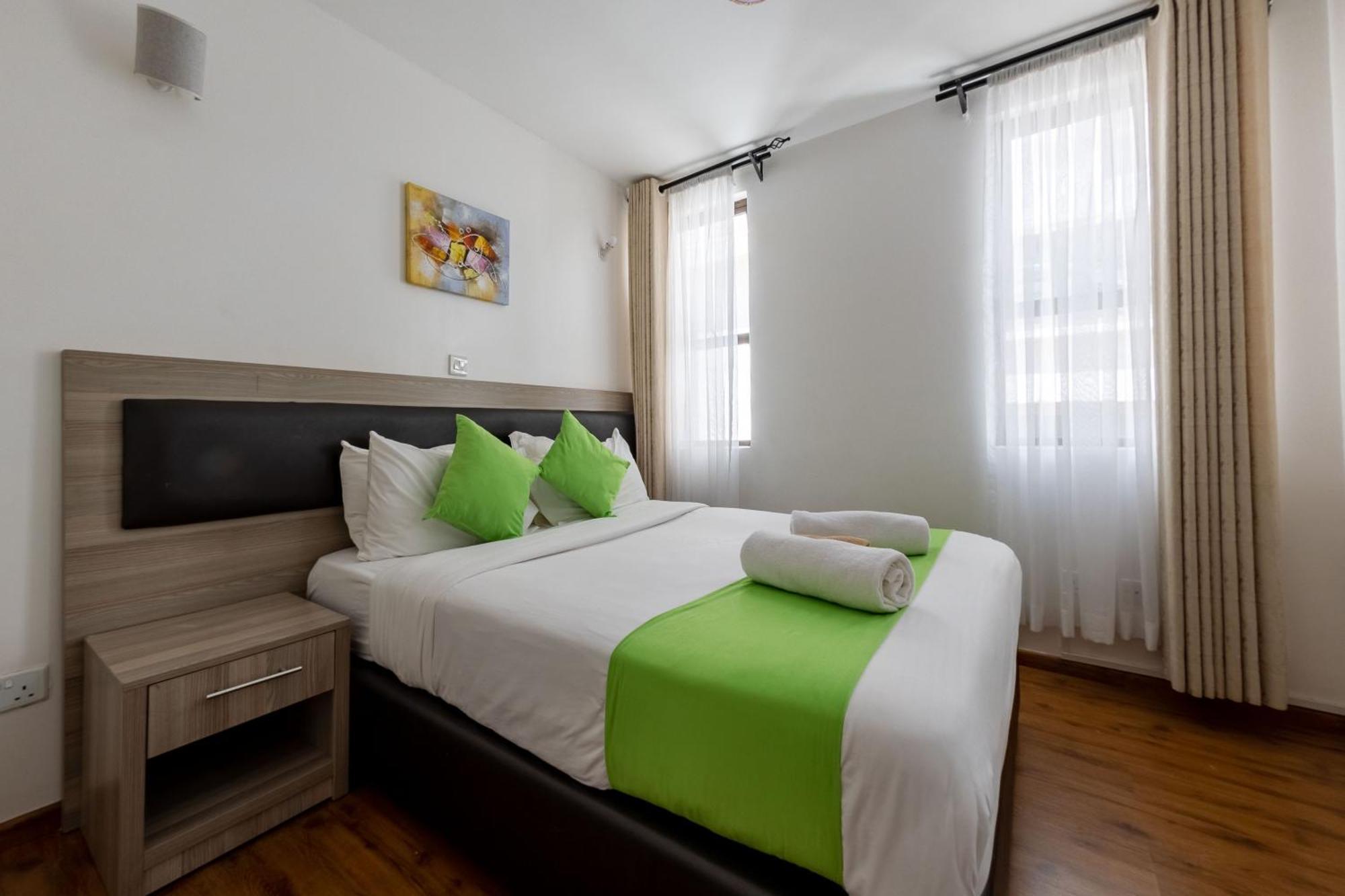 Erica Residences - Riverside Найроби Экстерьер фото