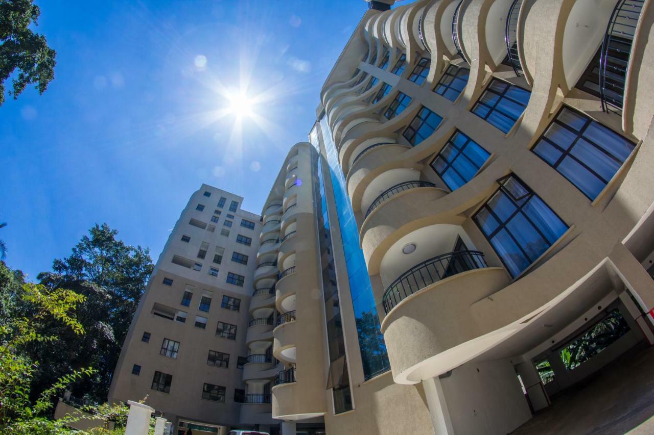Erica Residences - Riverside Найроби Экстерьер фото